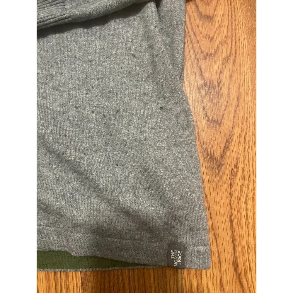 The North Face Quarter Zip Sweater Mens Medium Gray Fleece Lined